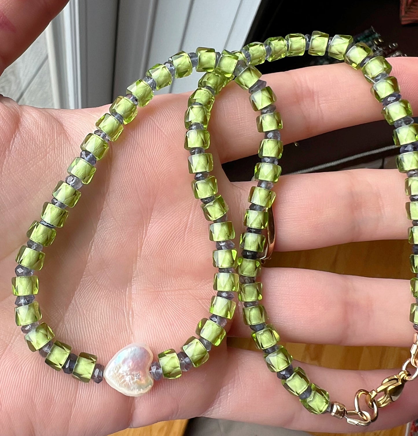 Green & Heart Pearl Necklace